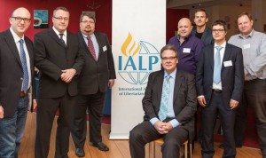 Les représentants des partis fondateurs de l'IALP